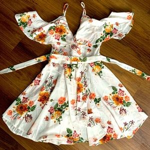 Women’s / Girls Dress